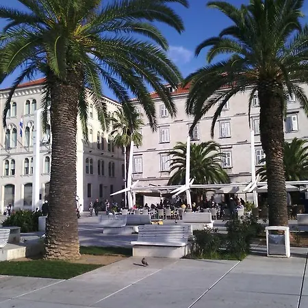 公寓 Spacious Center